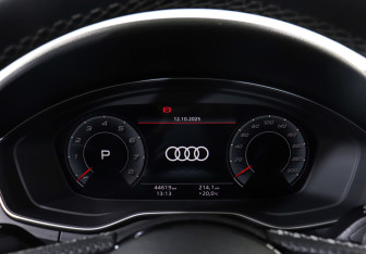 Подержанный автомобиль Audi A5 Liftback 2020 года (11 фото)