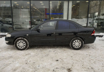 Подержанный автомобиль Nissan Almera Classic 2008 года (5 фото)