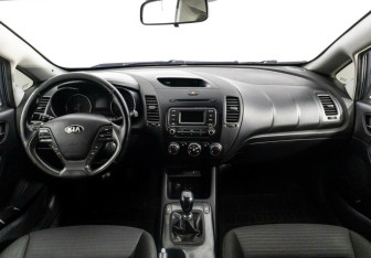 Подержанный автомобиль Kia Cerato Sedan 2014 года (6 фото)