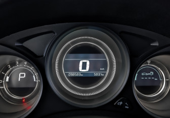 Подержанный автомобиль Citroen C4 Sedan 2020 года (16 фото)