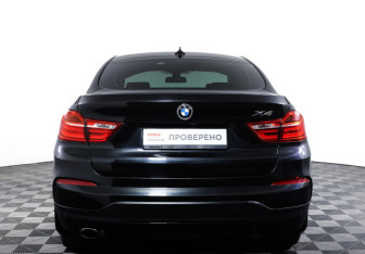 Подержанный автомобиль BMW X4 2017 года (6 фото)