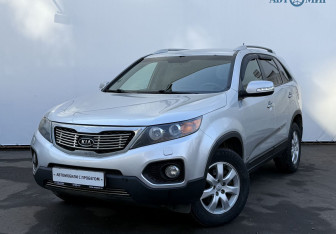 Подержанный автомобиль Kia Sorento 2012 года (1 фото)