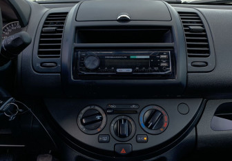 Подержанный автомобиль Nissan Note 2012 года (18 фото)
