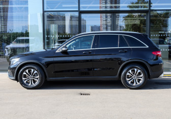 Подержанный автомобиль Mercedes-Benz GLC Coupe 2019 года (8 фото)