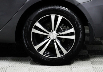 Подержанный автомобиль Kia Rio Sedan 2012 года (7 фото)