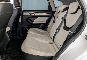 Подержанный автомобиль Haval Jolion 2024 года (12 фото)