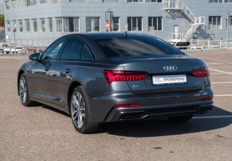 Подержанный автомобиль Audi A6 Sedan 2021 года (7 фото)