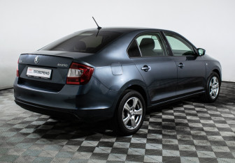 Подержанный автомобиль Skoda Rapid Liftback 2016 года (5 фото)