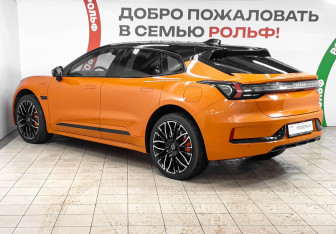 Подержанный автомобиль Zeekr 001 2023 года (6 фото)