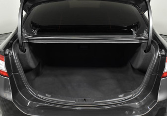 Подержанный автомобиль Ford Mondeo Sedan 2016 года (14 фото)