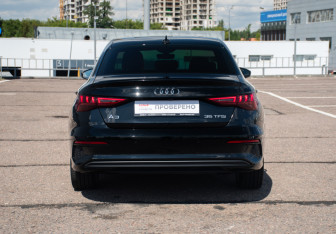 Подержанный автомобиль Audi A3 Sedan 2021 года (6 фото)