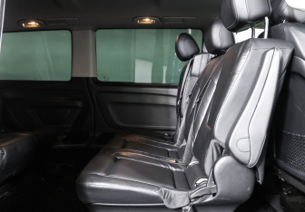 Подержанный автомобиль Mercedes-Benz Vito 2016 года (11 фото)