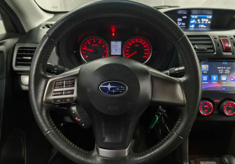 Подержанный автомобиль Subaru Forester Suv 2014 года (12 фото)