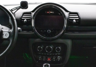 Подержанный автомобиль MINI Clubman Wagon 2021 года (14 фото)