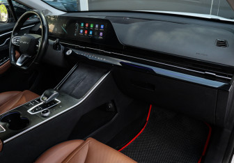 Подержанный автомобиль Omoda C5 2023 года (7 фото)