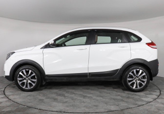 Подержанный автомобиль LADA (ВАЗ) XRAY 2019 года (8 фото)