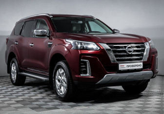 Подержанный автомобиль Nissan Xterra 2021 года (3 фото)