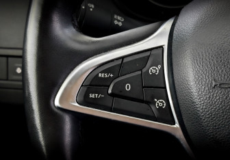 Подержанный автомобиль Renault Arkana 2019 года (26 фото)