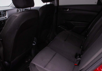 Подержанный автомобиль Hyundai Solaris Sedan 2018 года (11 фото)