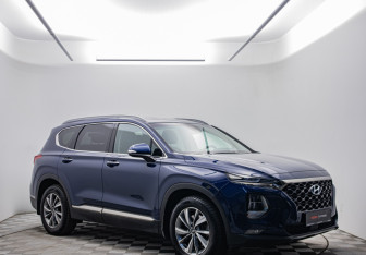 Подержанный автомобиль Hyundai Santa Fe 2019 года (3 фото)