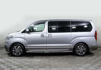 Подержанный автомобиль Hyundai Grand Starex 2019 года (3 фото)