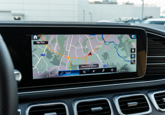 Подержанный автомобиль Mercedes-Benz GLE 2018 года (17 фото)