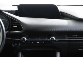 Подержанный автомобиль Mazda 3 Sedan 2021 года (8 фото)