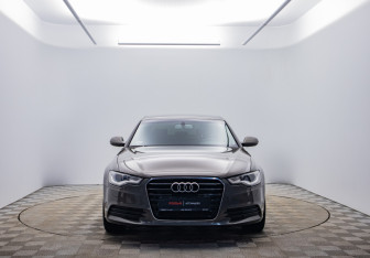 Подержанный автомобиль Audi A6 Sedan 2013 года (2 фото)