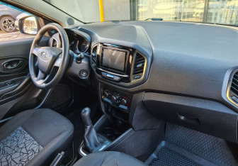 Подержанный автомобиль LADA (ВАЗ) XRAY 2019 года (9 фото)