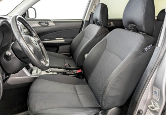 Подержанный автомобиль Subaru Forester Suv 2011 года (20 фото)