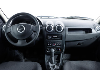 Подержанный автомобиль LADA (ВАЗ) Largus Wagon 2014 года (6 фото)