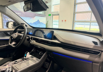 Подержанный автомобиль Chery Tiggo 7 Pro Max 2023 года (10 фото)