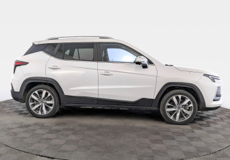 Подержанный автомобиль Москвич 3е 2023 года (4 фото)