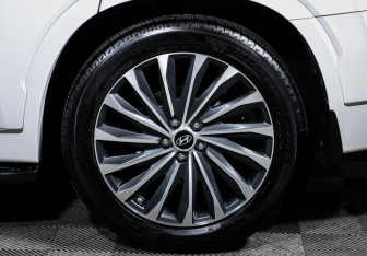 Подержанный автомобиль Hyundai Palisade 2022 года (15 фото)