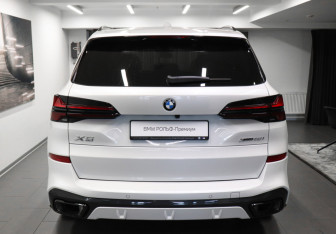 Новый BMW X5 2024 (5 фото)