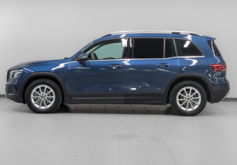Подержанный автомобиль Mercedes-Benz GLB 2021 года (8 фото)