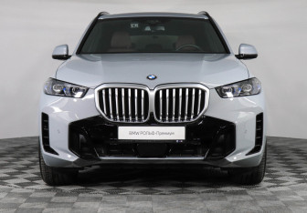 Новый BMW X5 2025 (3 фото)
