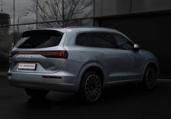 Подержанный автомобиль AITO M7 2023 года (5 фото)