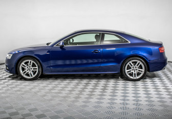Подержанный автомобиль Audi A5 Coupe 2014 года (8 фото)