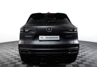 Подержанный автомобиль Changan UNI-S 2024 года (6 фото)