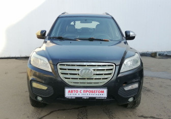 Подержанный автомобиль Lifan X60 2015 года (2 фото)