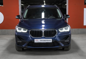Подержанный автомобиль BMW X1 2020 года (2 фото)