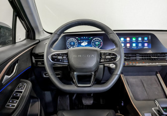 Подержанный автомобиль Omoda C5 2023 года (22 фото)