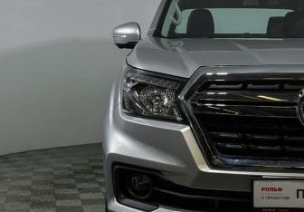 Подержанный автомобиль DongFeng DF6 2023 года (16 фото)