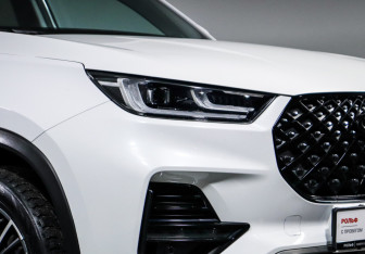 Подержанный автомобиль Chery Tiggo 8 Pro 2022 года (18 фото)