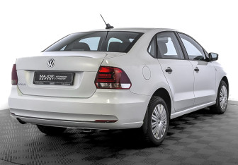 Подержанный автомобиль Volkswagen Polo Sedan 2019 года (5 фото)