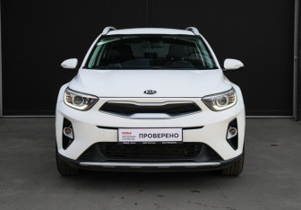 Подержанный автомобиль Kia Stonic 2018 года (2 фото)