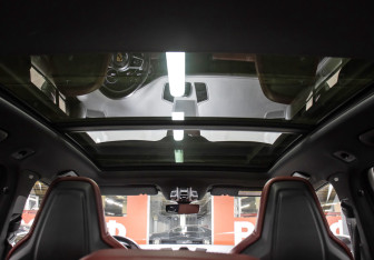 Подержанный автомобиль Porsche Cayenne 2020 года (17 фото)