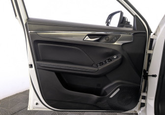 Подержанный автомобиль Haval Jolion 2023 года (19 фото)