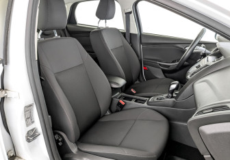 Подержанный автомобиль Ford Focus Hatchback 2018 года (23 фото)